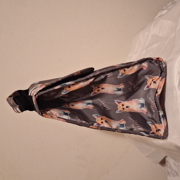 Betsey Johnson Corgi Insulated Travel Lunchbag - Picture 6 of 8